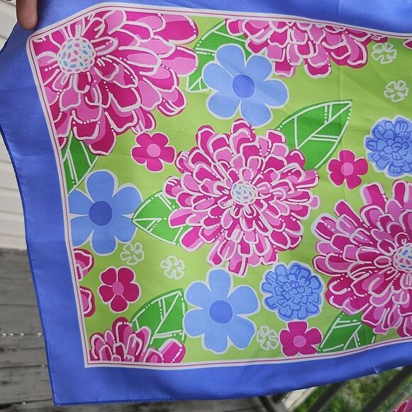 Lilly Pulitzer x Ford Breast Cancer Awareness Scarf - 2005 Silk - Picture 2 of 5